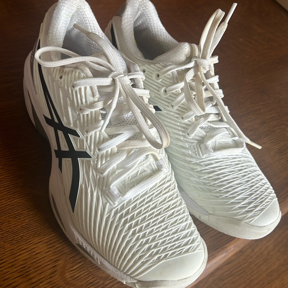ASICS Tennis Shoes, Solution Speed FF, Size 7.5